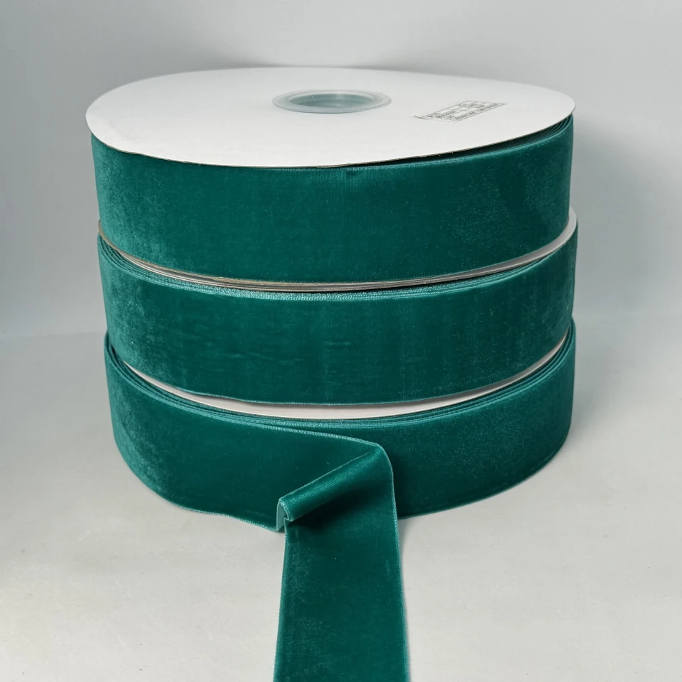 Бархатная лента 3.8 см (25 ярдов/22,75 м.), 92 морхвиля