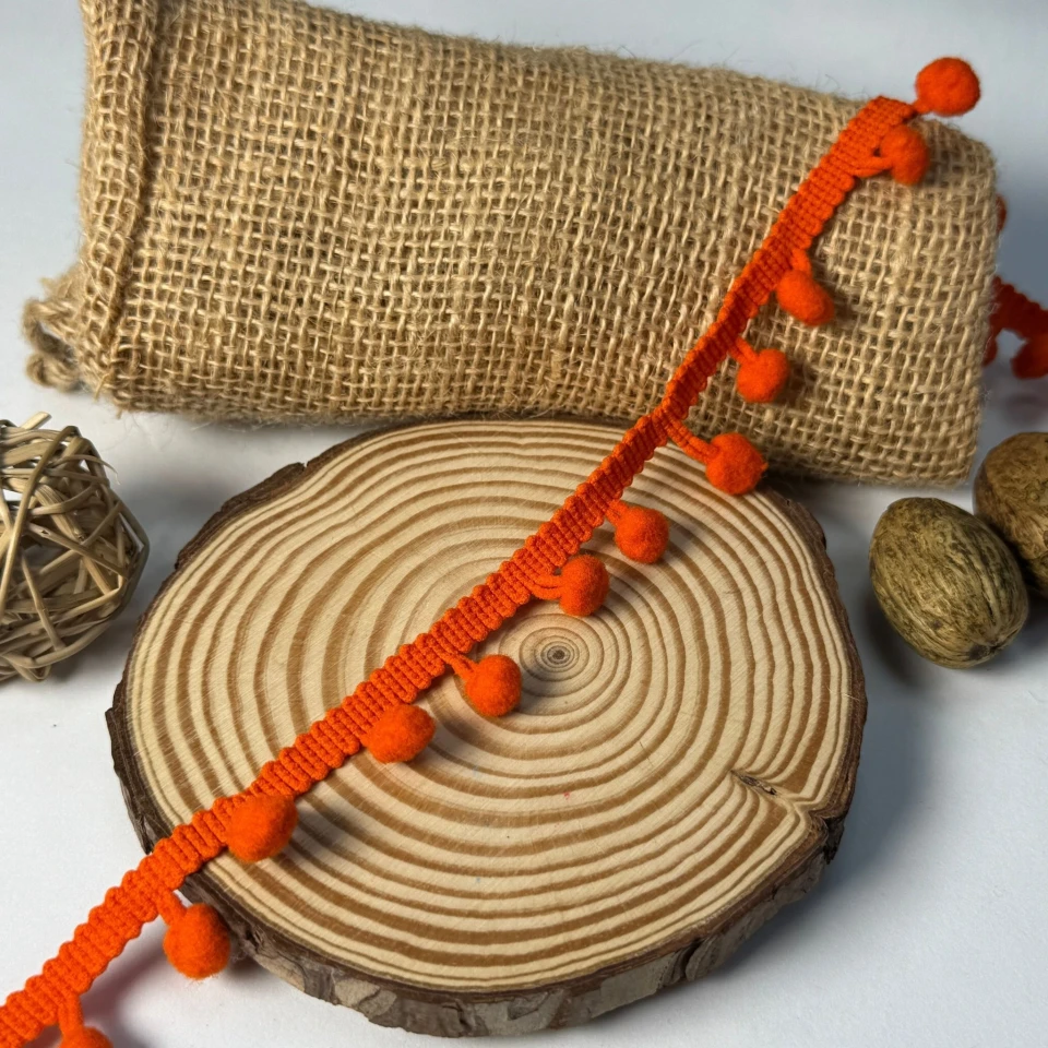 Тесьма с помпонами (20 ярдов/18,28 м.), 144 помаранчевий