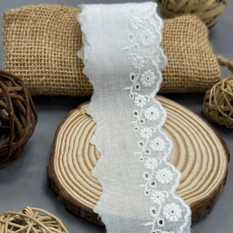 Кружево прошва "Тайна лепестка" 5,5 см (1 м.), білий