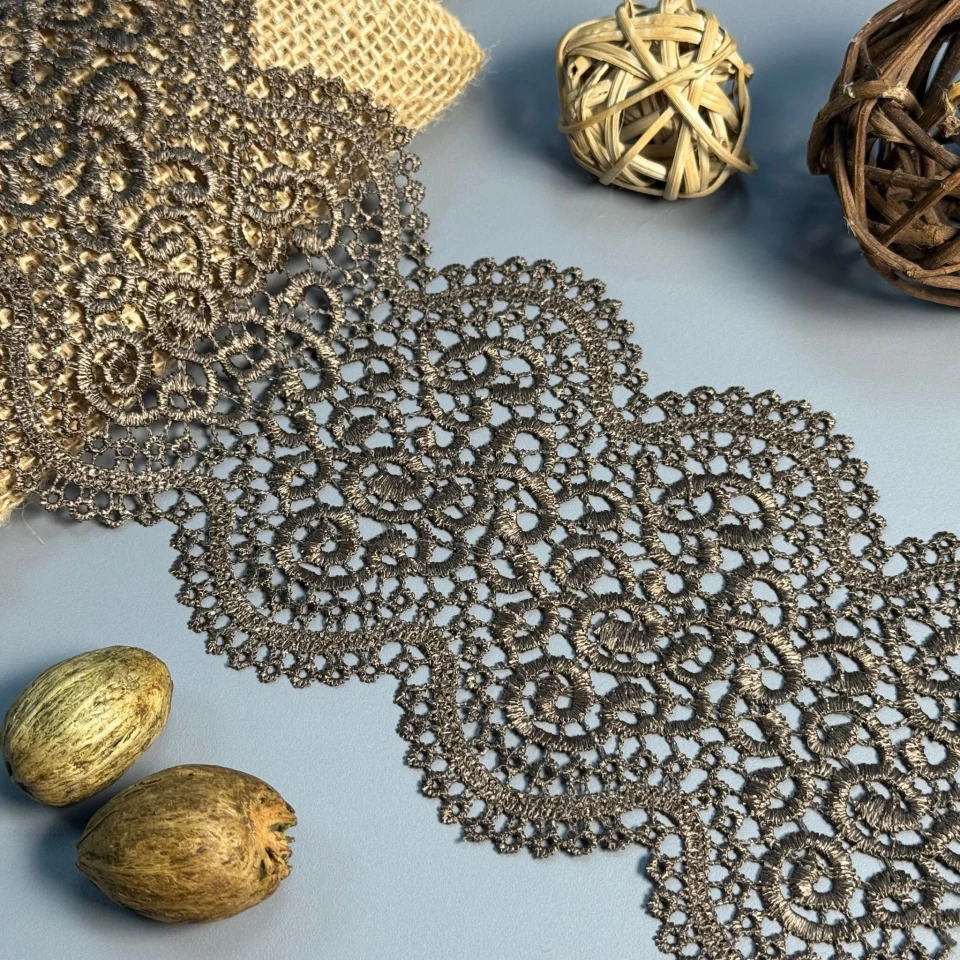 Кружево полиэстер "Кремовая линия" 11 см.(1 м.), світлий бежевий (20 метрів)