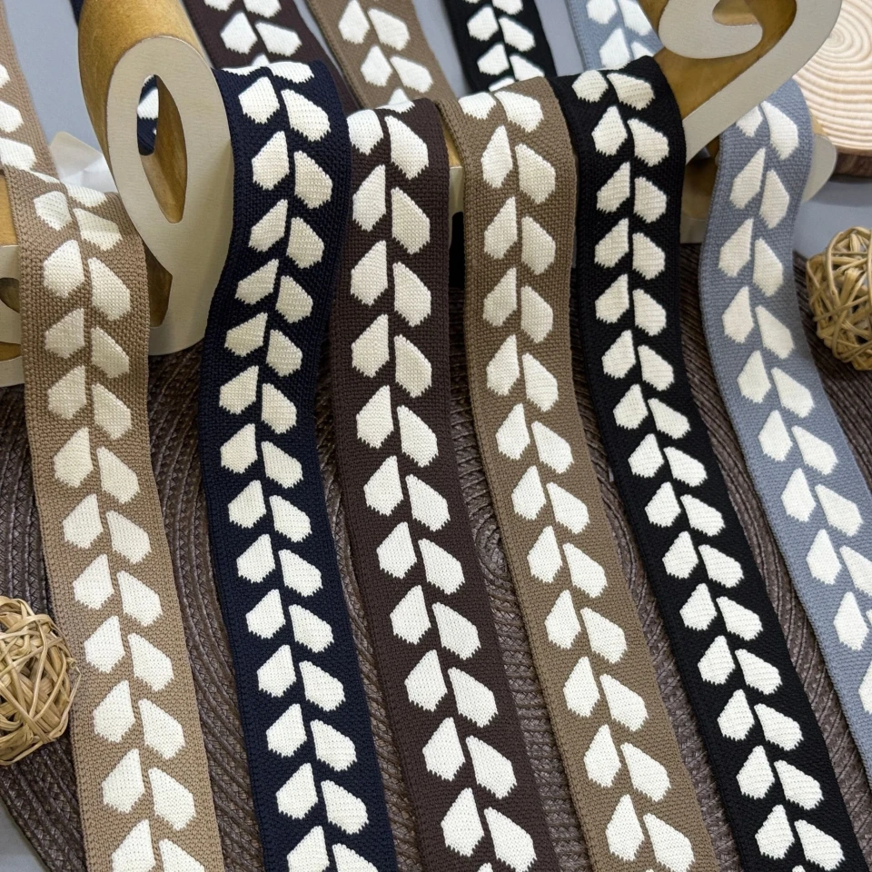 Лампас трикотажный Сердечки 3.5 см (1 м), C:1 світло бежевий