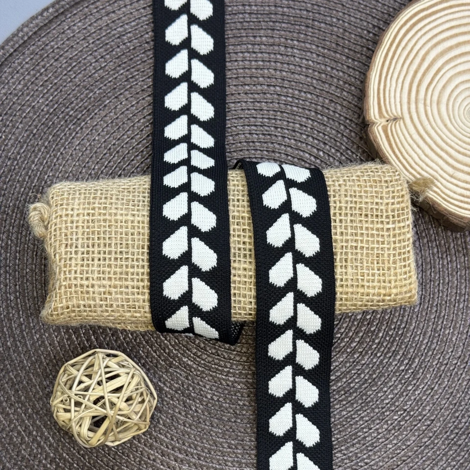 Лампас трикотажный Сердечки 3.5 см (1 м), C:6 чорний