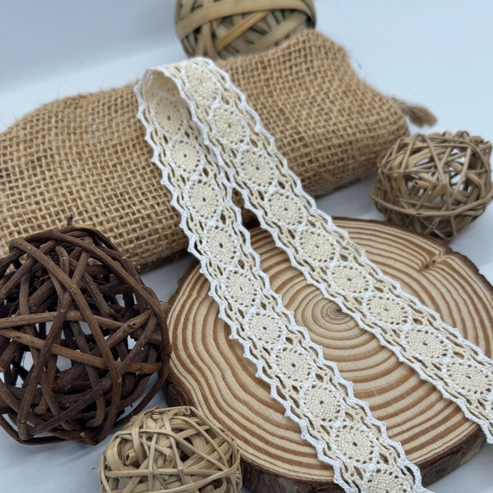 Макраме-кружево "Перо птицы" 2 см.(1 м.), жовтий + білий