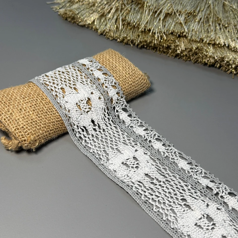 Мереживо макраме "Світло душі" 8 см (1м.), сірий+білий