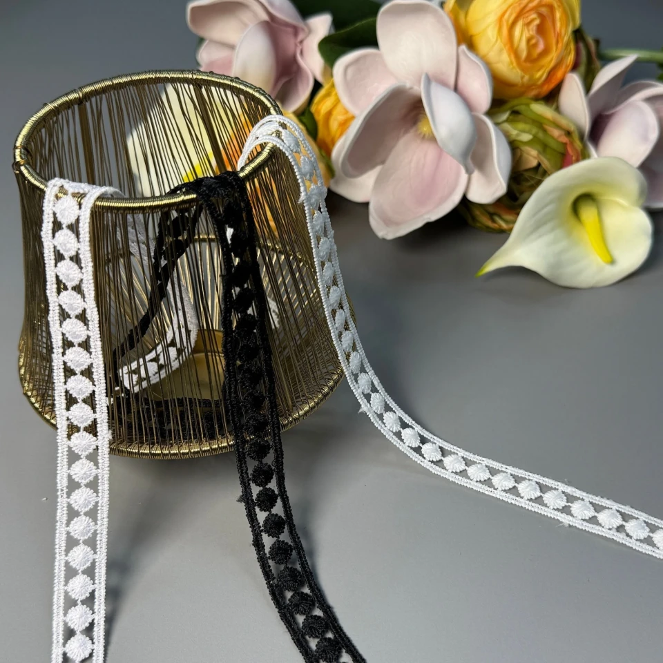 Кружево полиэстер ВВ"Молочный танец" 1,5 см.(1 м.), білий