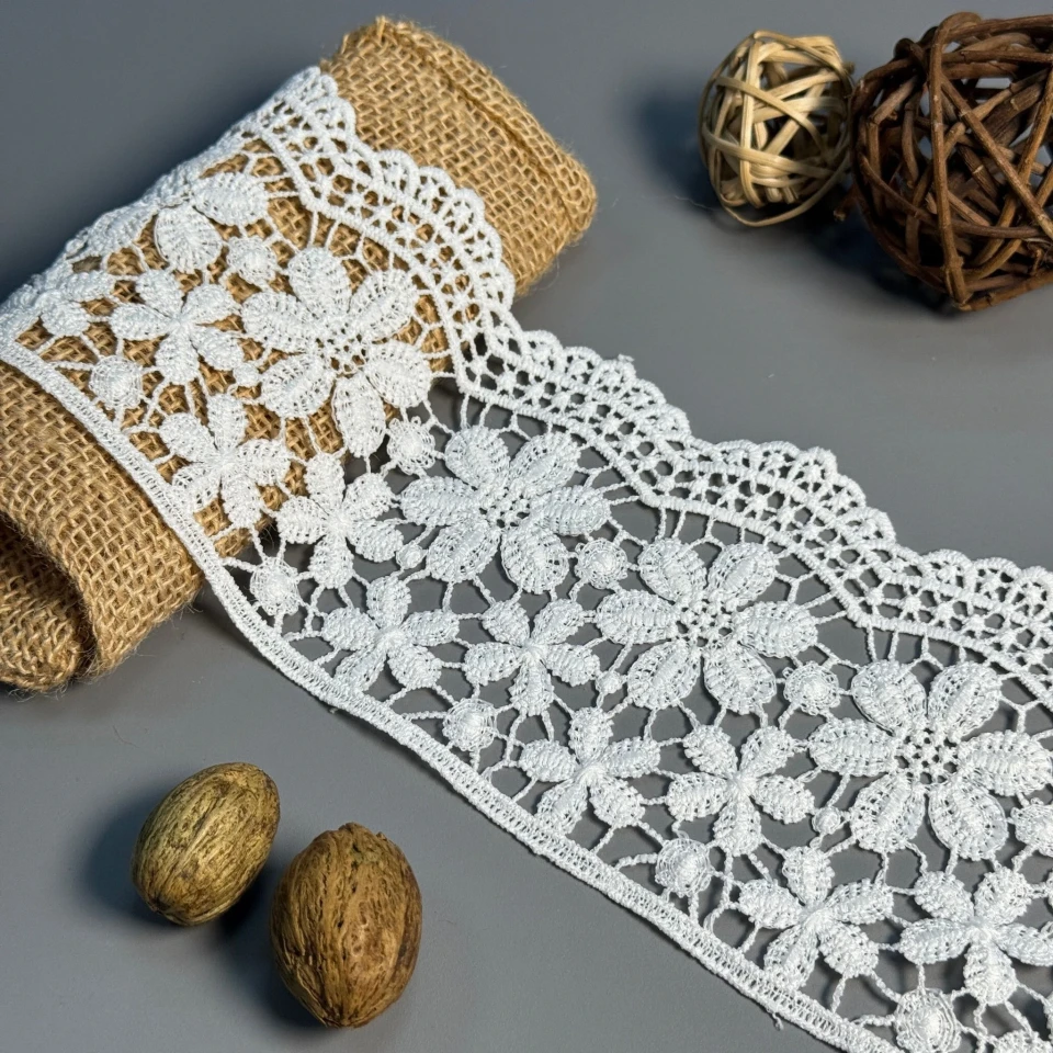 Кружево полиэстер "Цветочный рай" 10 см.(1 м.), молочний (20 метрів)