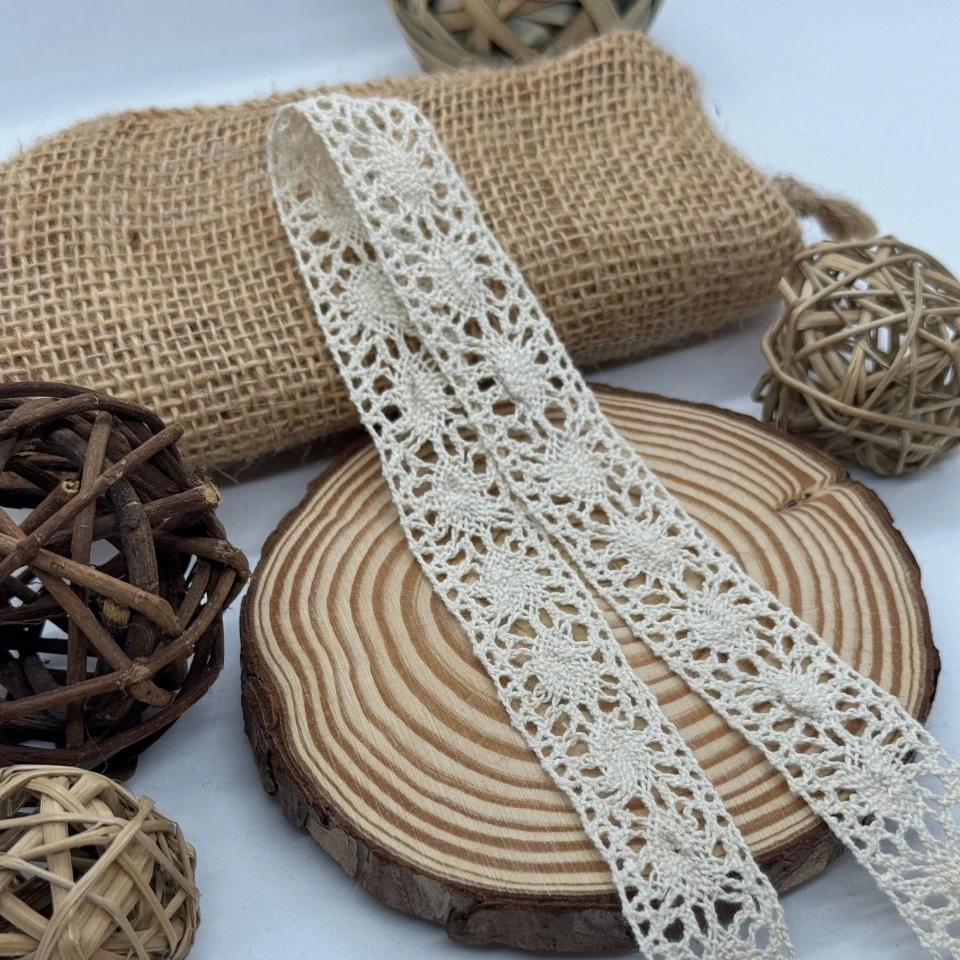 Кружево макраме "Тихая гармония" ровный край 2 см.(1 м.), бежевий