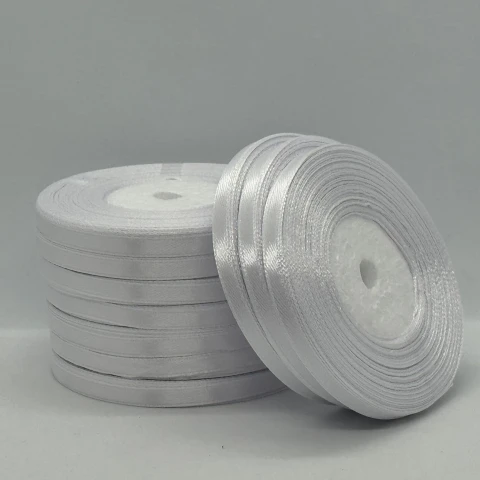 Атласна стрічка 0.6 см (33 м.), 01 білий