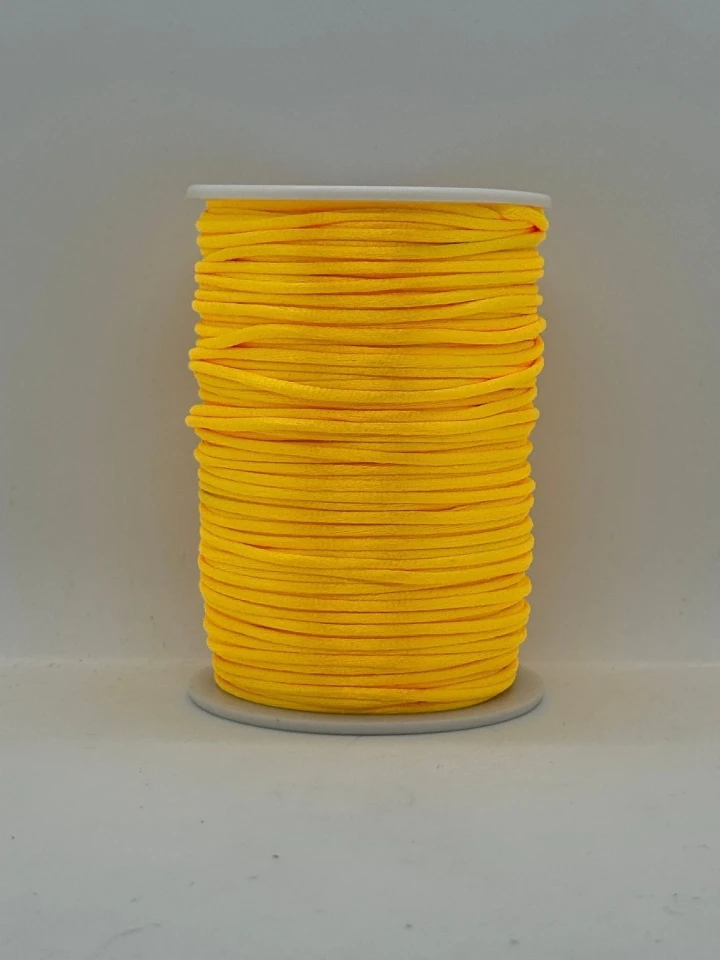 Шнур атласный корсетный 2.3 мм (100 ярдов/91,44 м.), 56 жовтий