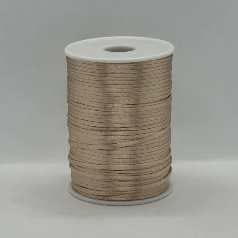 Шнур атласний корсетний 2.3 мм (100 ярдів/91,44 м.), 16 м'який бежевий